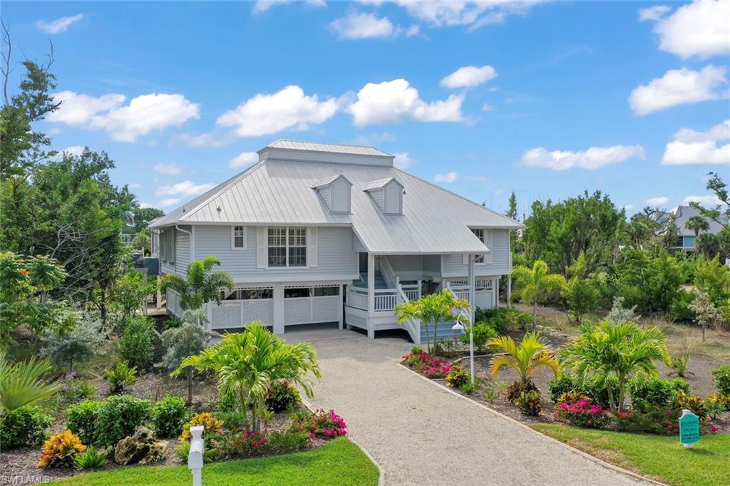 220 Daniel DR
