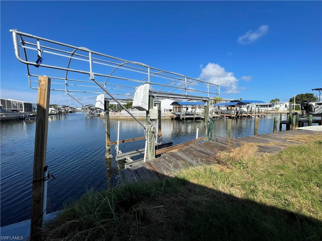 3874 Dewberry LN, ST. JAMES CITY FL 33956