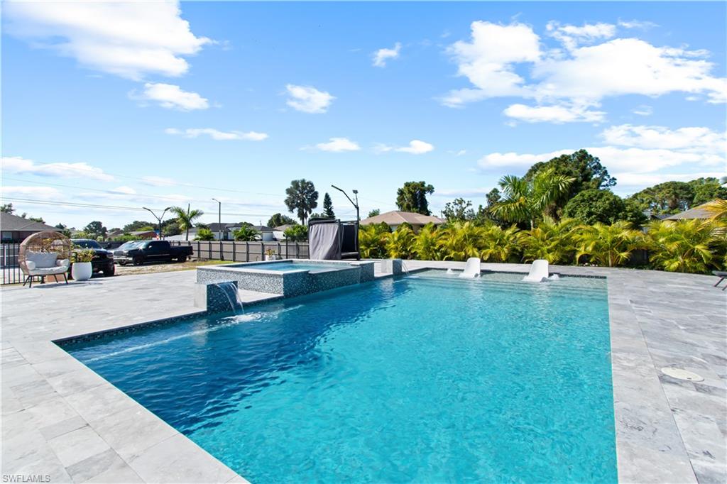 2919 8th ST W, LEHIGH ACRES FL 33971