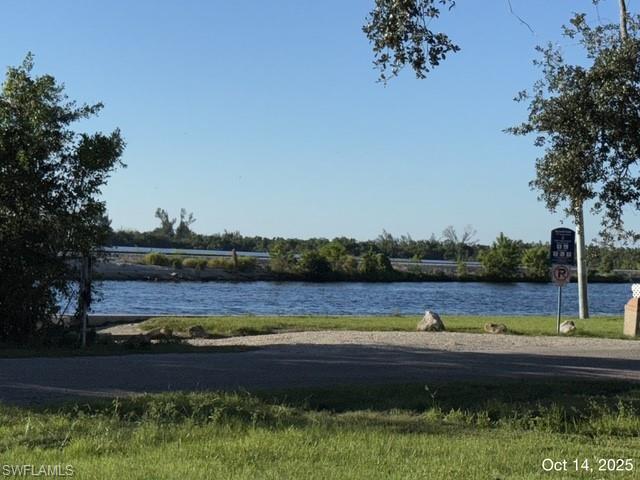 236 Lagoon DR, FORT MYERS FL 33905