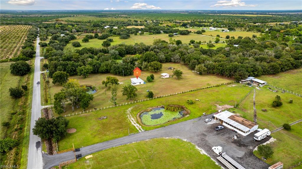 2404 Silver Lake RD, LABELLE FL 33935