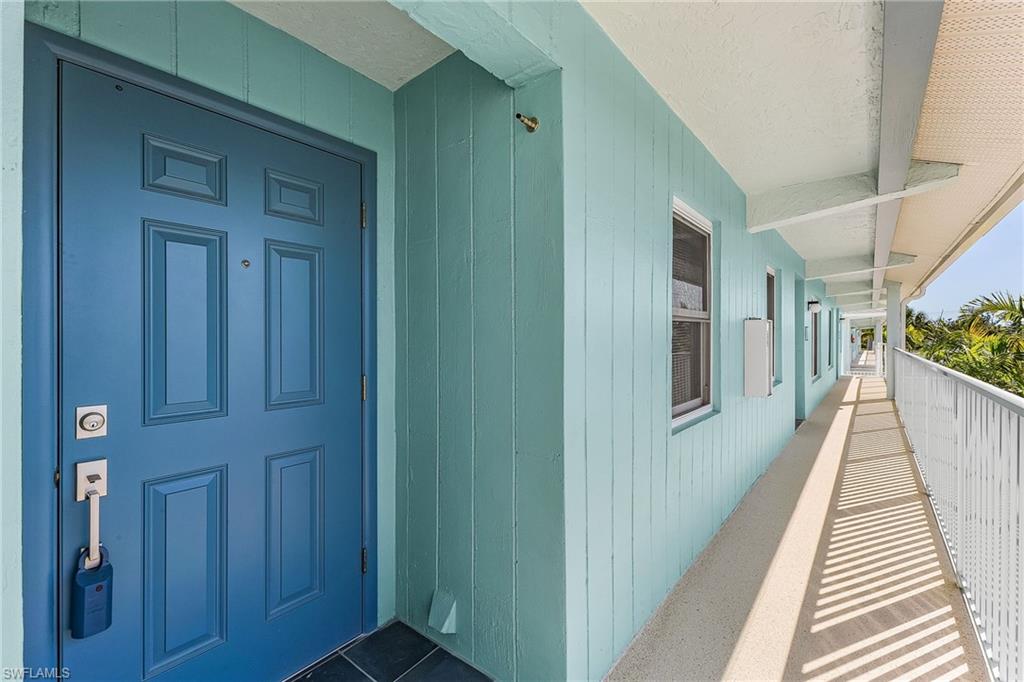 2888 Oleander ST # C4, ST. JAMES CITY FL 33956