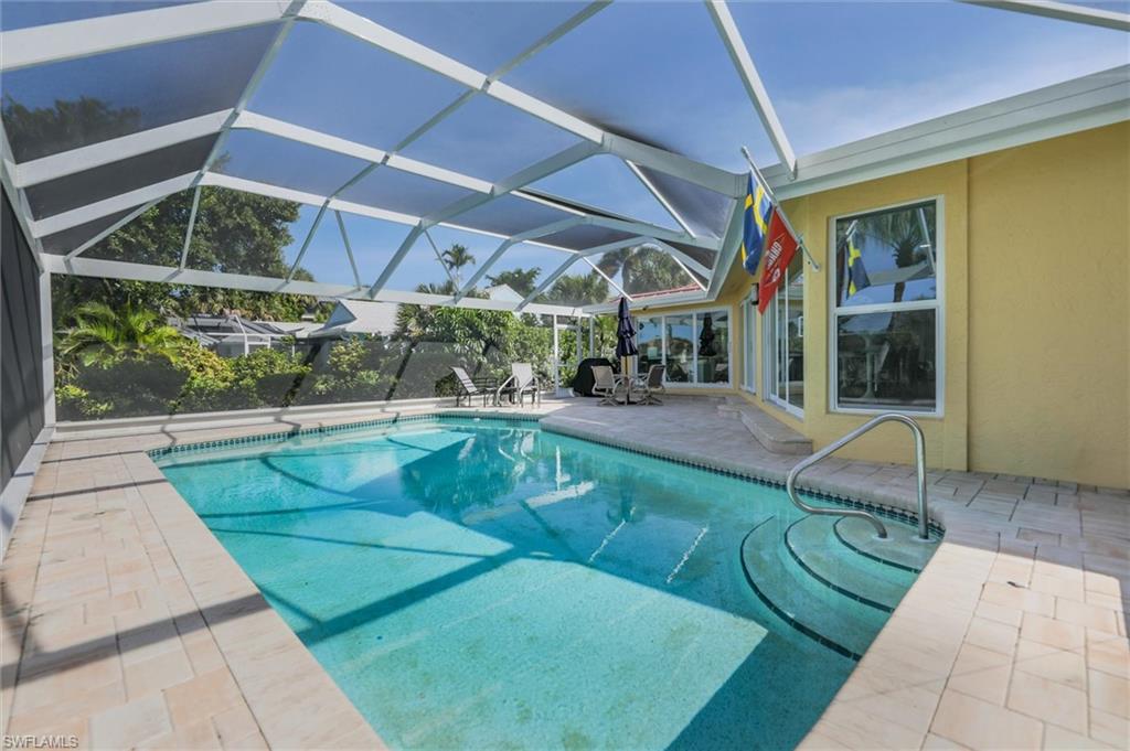 1264 Par View DR