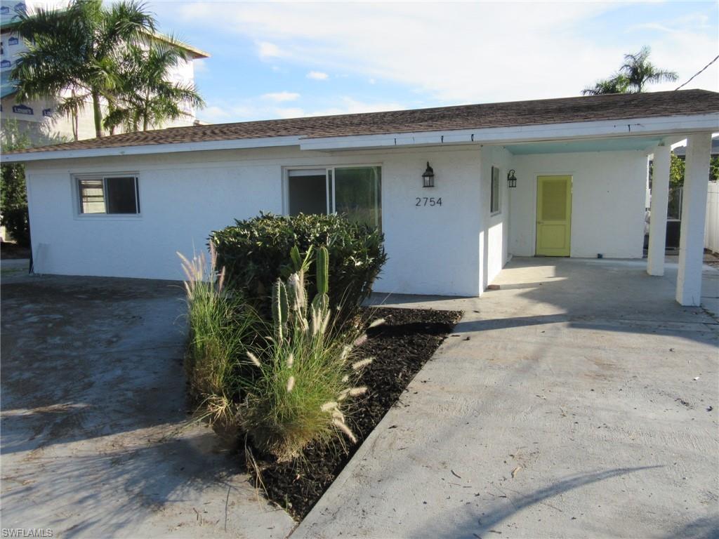 2754 Shoreview DR, NAPLES FL 34112