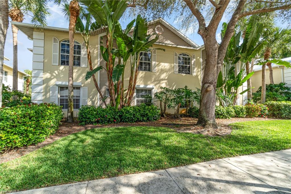 1240 Shady Rest LN # 204, NAPLES FL 34103