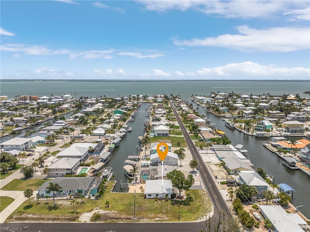 2390 Oleander ST, ST. JAMES CITY FL 33956