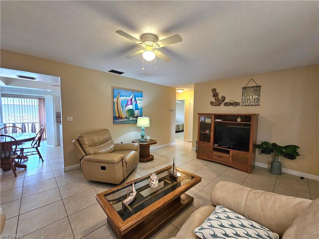 341 Joel BLVD # 218, LEHIGH ACRES FL 33936