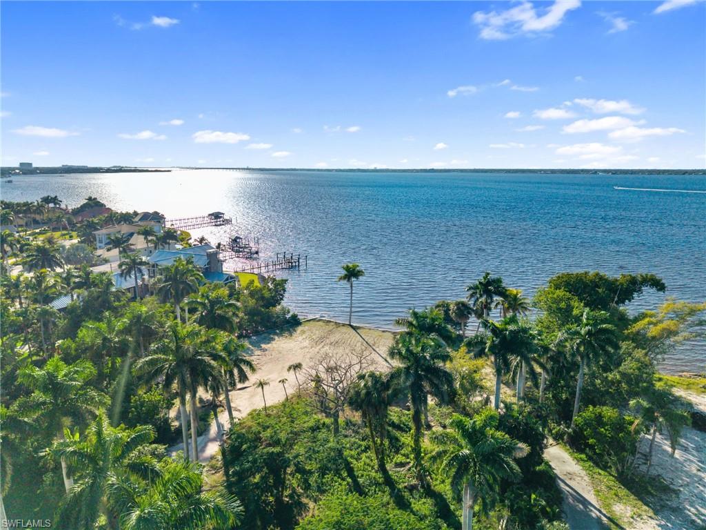 8661 Cajuput CV, FORT MYERS FL 33919