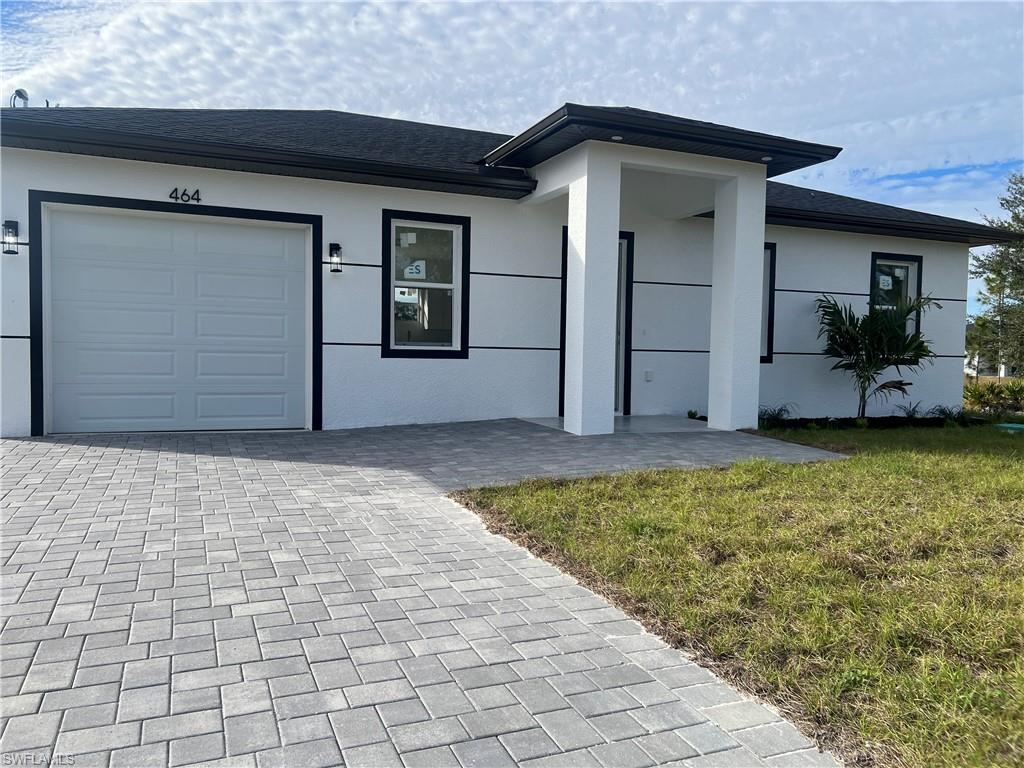 464 Eisenhower BLVD