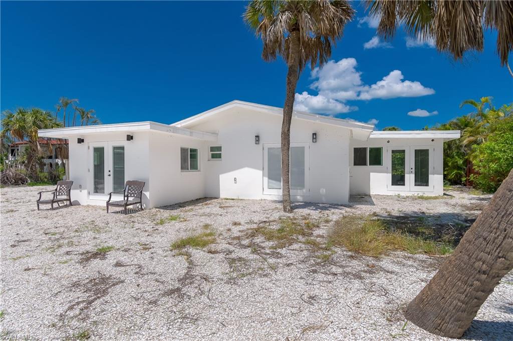 450 Birdsong PL, SANIBEL FL 33957