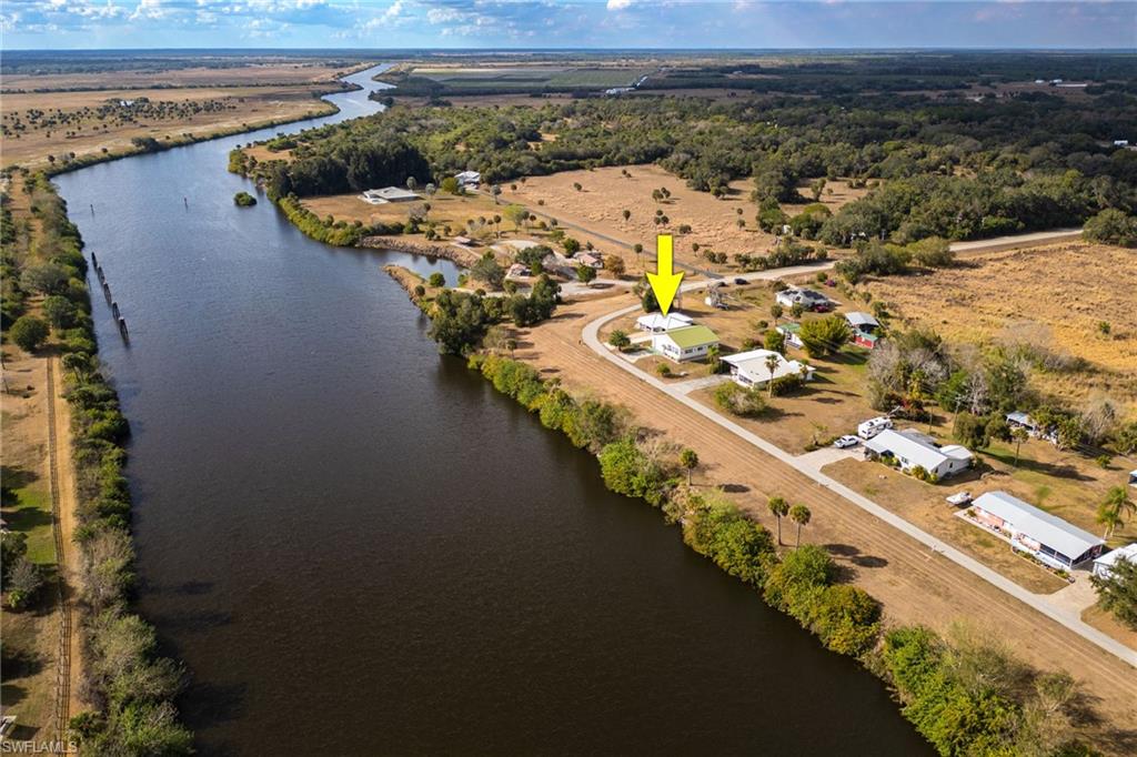 1053 Lock LN SW, MOORE HAVEN FL 33471