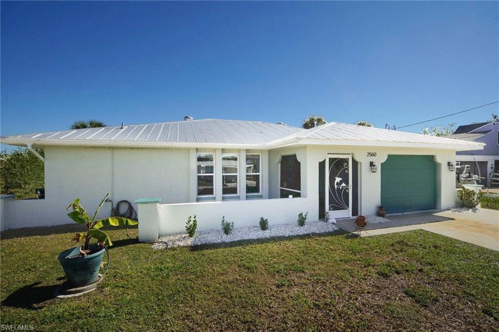 2560 Rose AVE, ST. JAMES CITY FL 33956