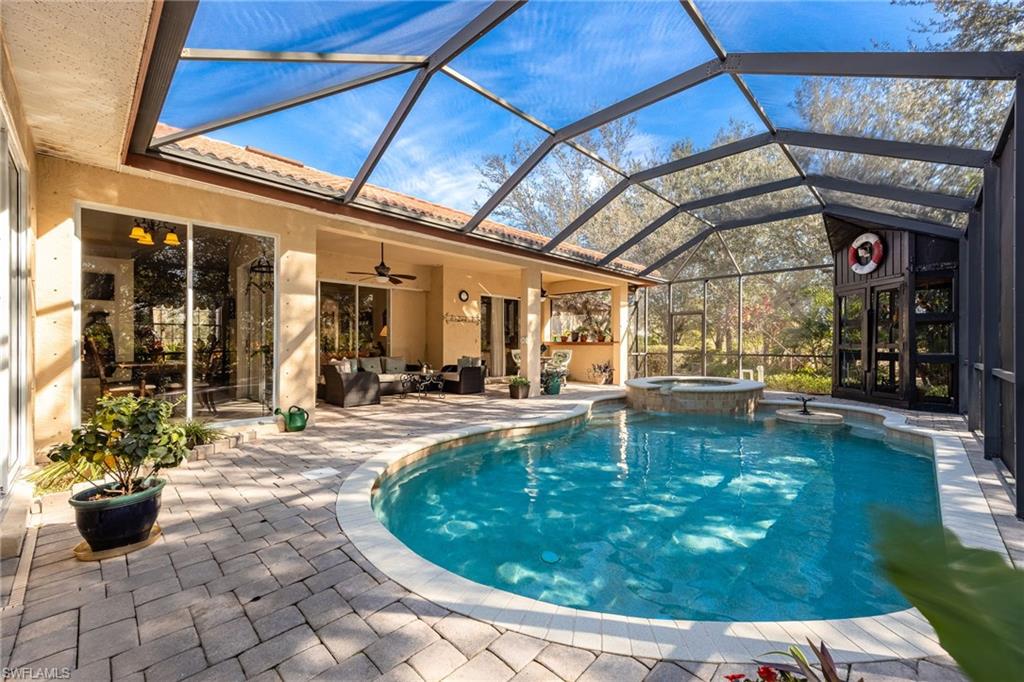 22912 Dayflower LN, ALVA FL 33920