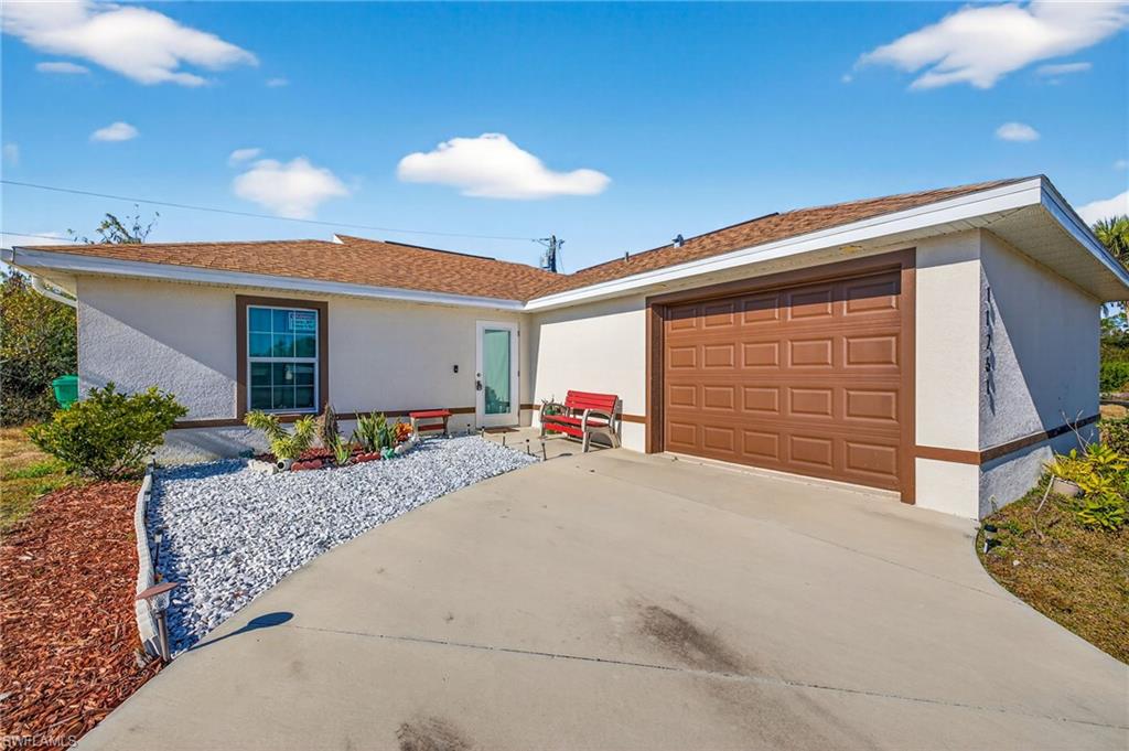 11249 / 11261 6th AVE