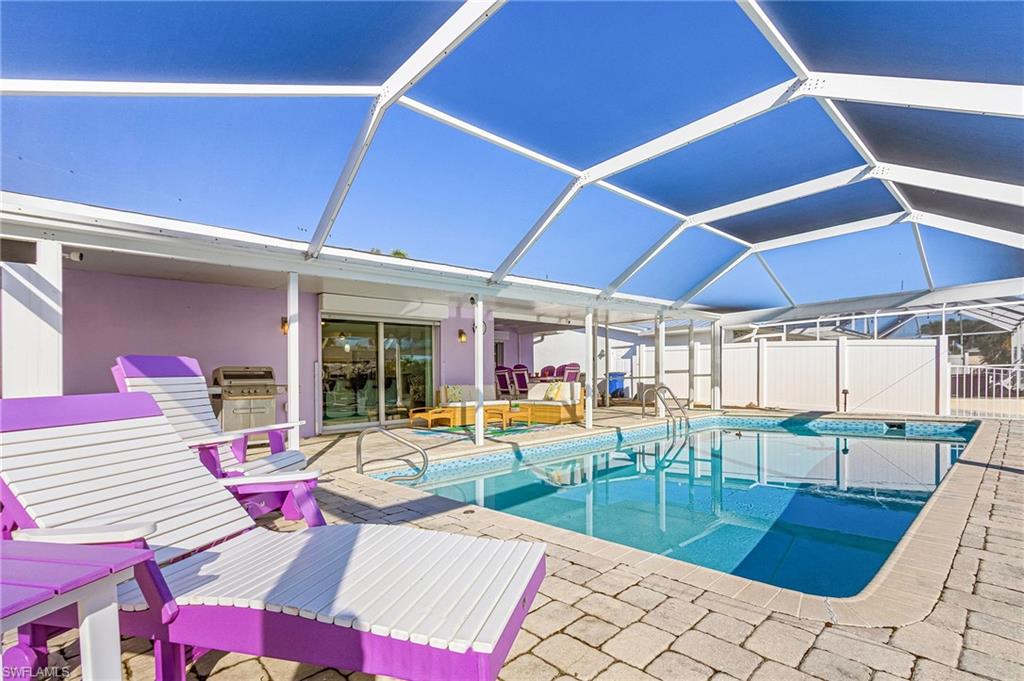 3693 Ruby AVE, ST. JAMES CITY FL 33956