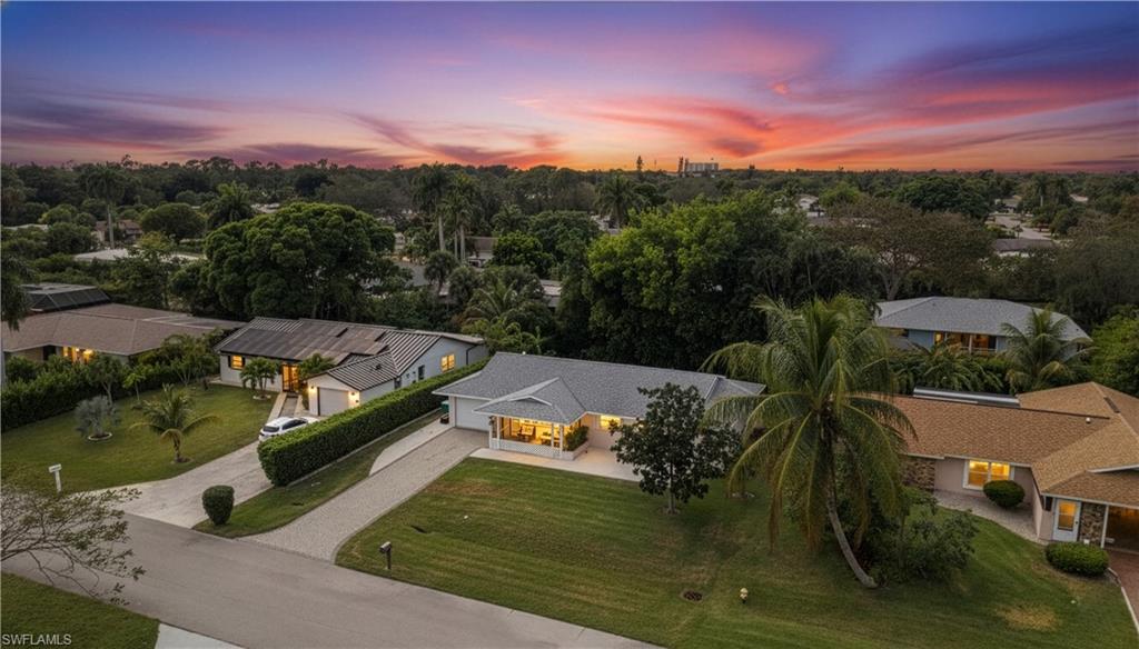 939 Bluebird ST, NAPLES FL 34104