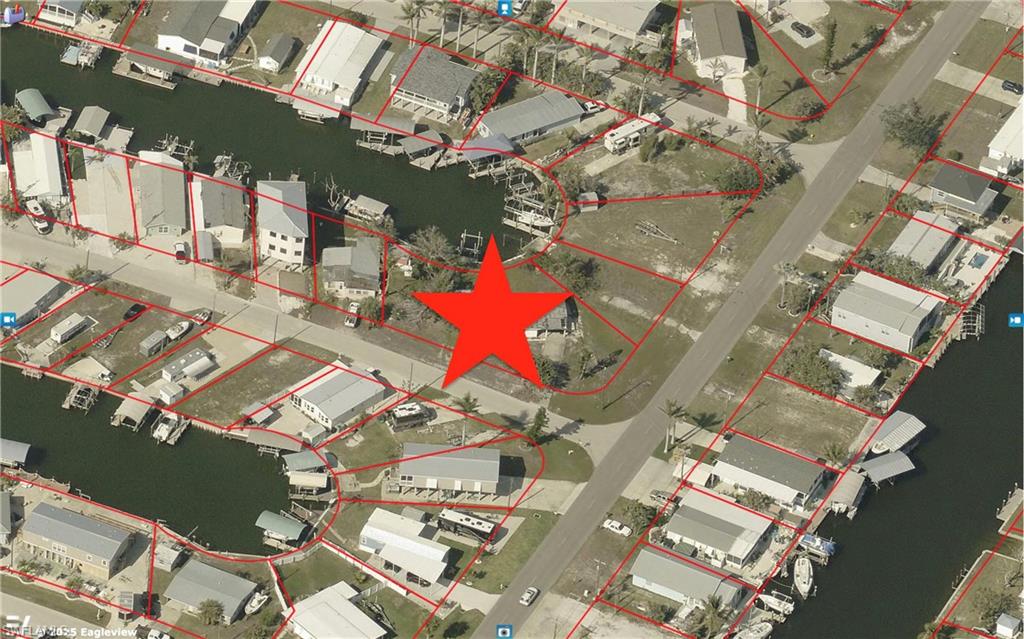 3780 Coconut DR, ST. JAMES CITY FL 33956