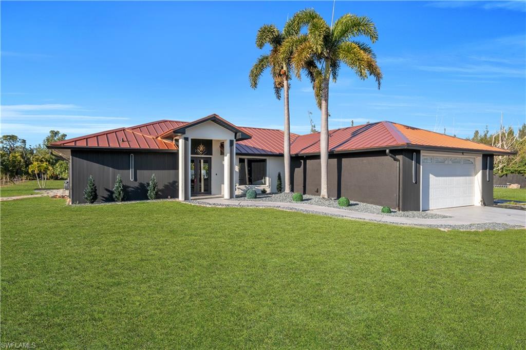 4882 WOODSTOCK RD, ST. JAMES CITY FL 33956