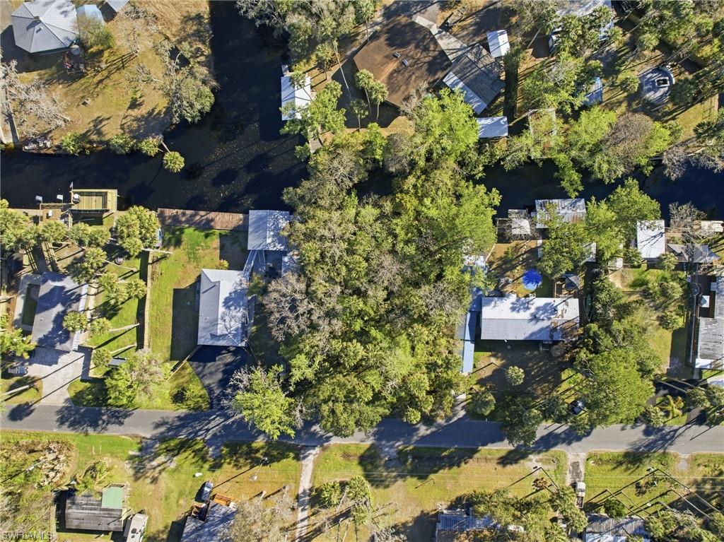 Fox RD, ASTOR FL 32102