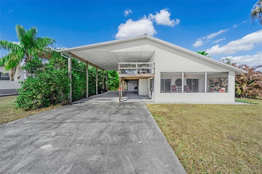 1079 Lock LN, MOORE HAVEN FL 33471