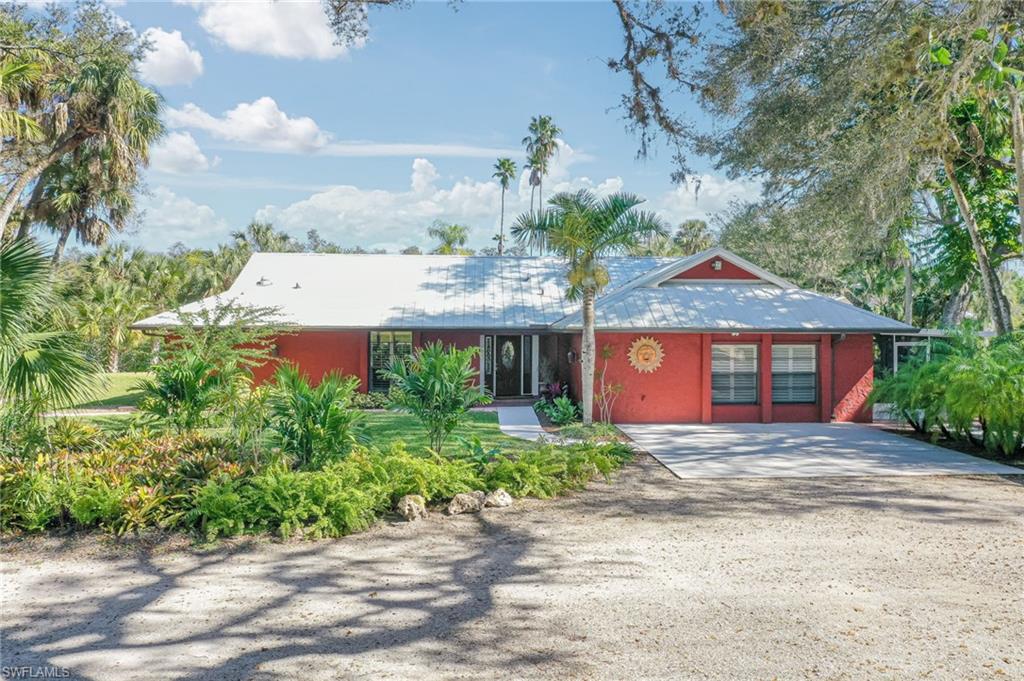 4601 Orange River Loop RD
