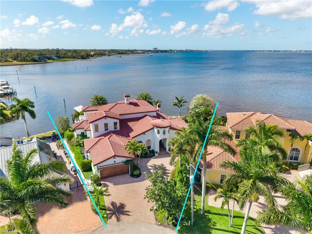 911 Aqua LN