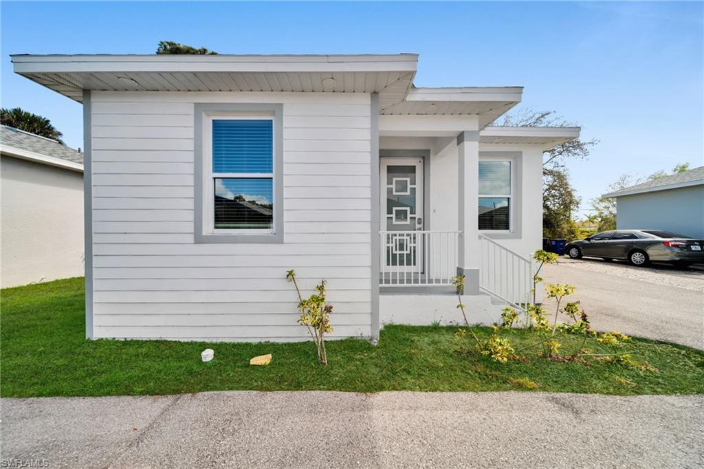 26961 N RIVERSIDE DR