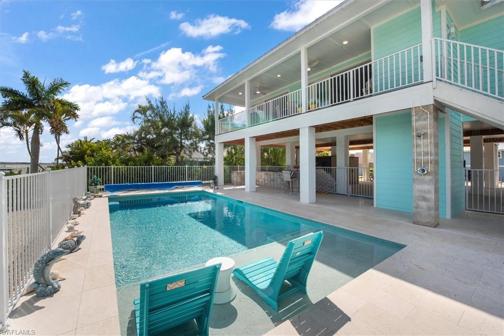 5545 Avenida Pescadora