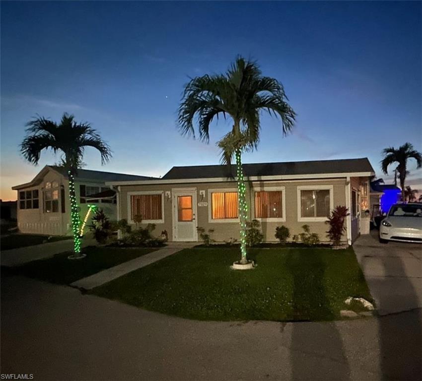 7029 Granada Lakes DR