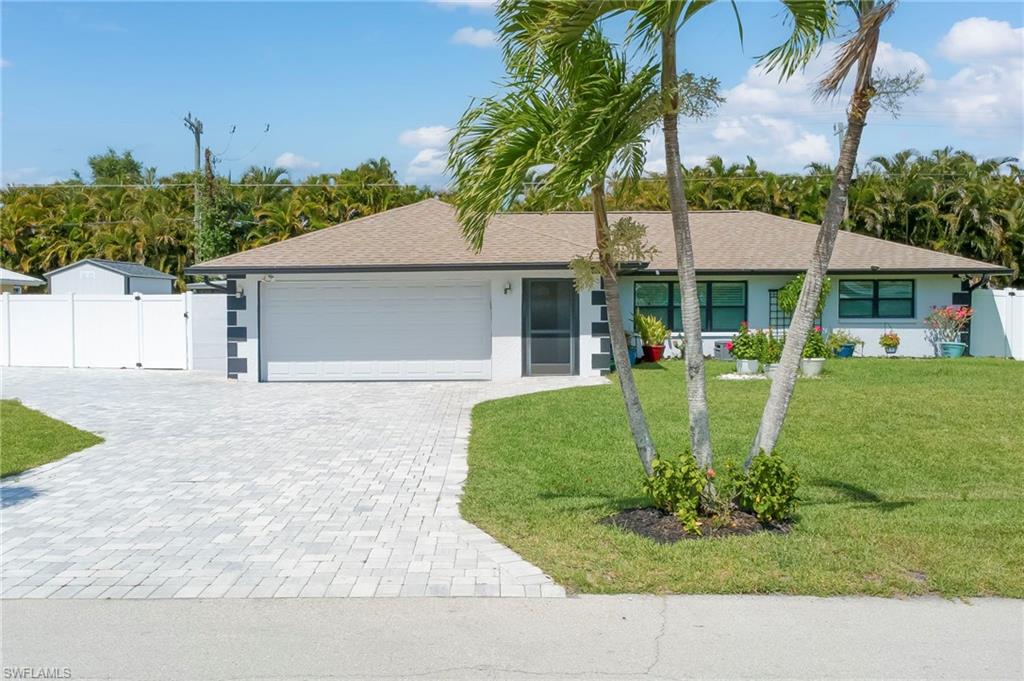 1089 N Town And River DR