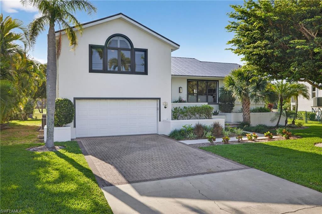 1304 Par View DR