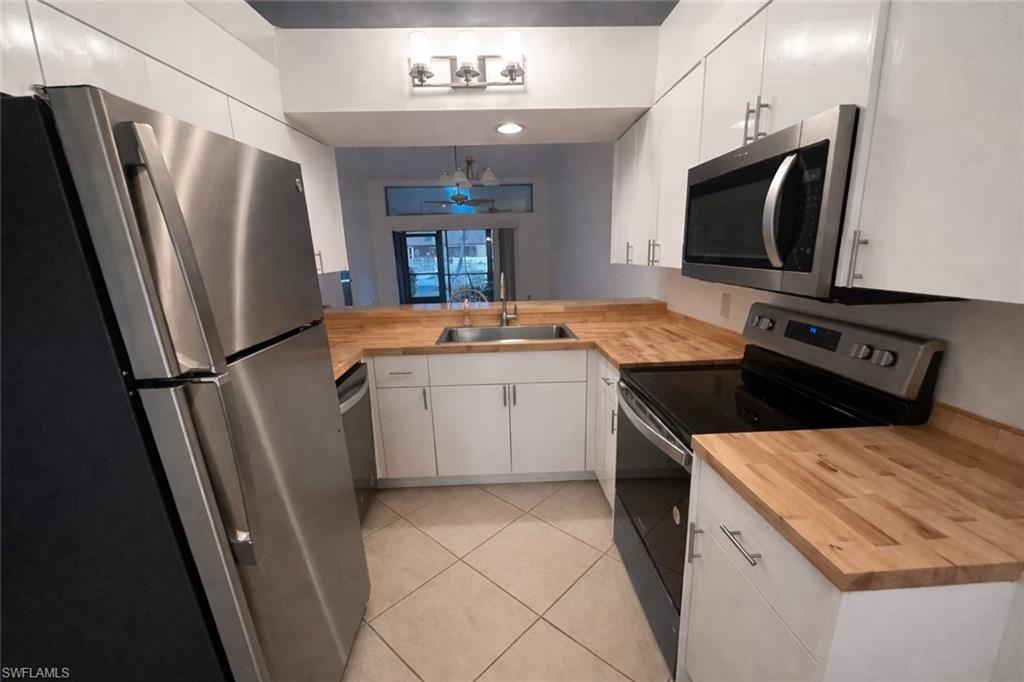 11471 Caravel CIR 3204