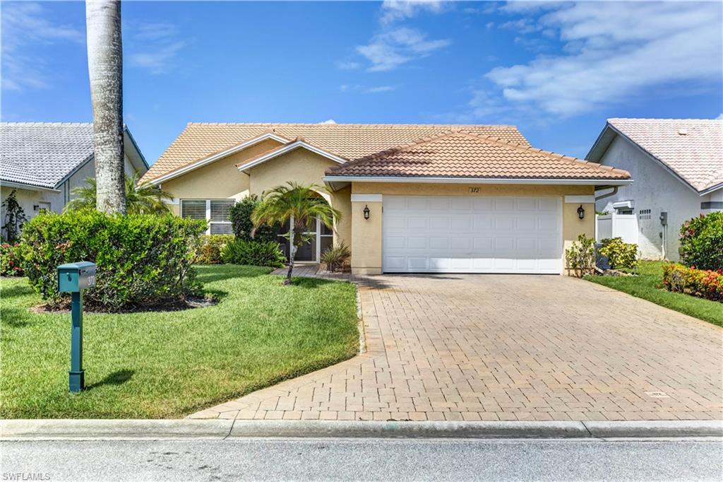 372 Fox Den CIR