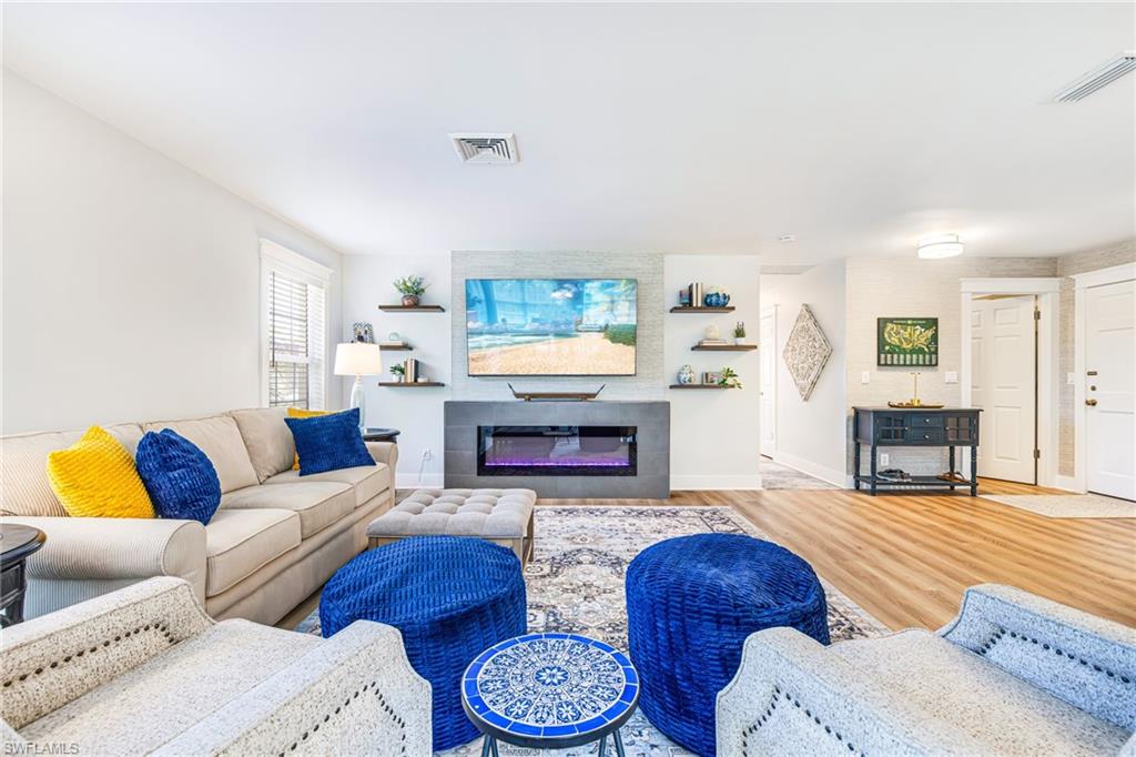 13520 Stratford Place CIR 201