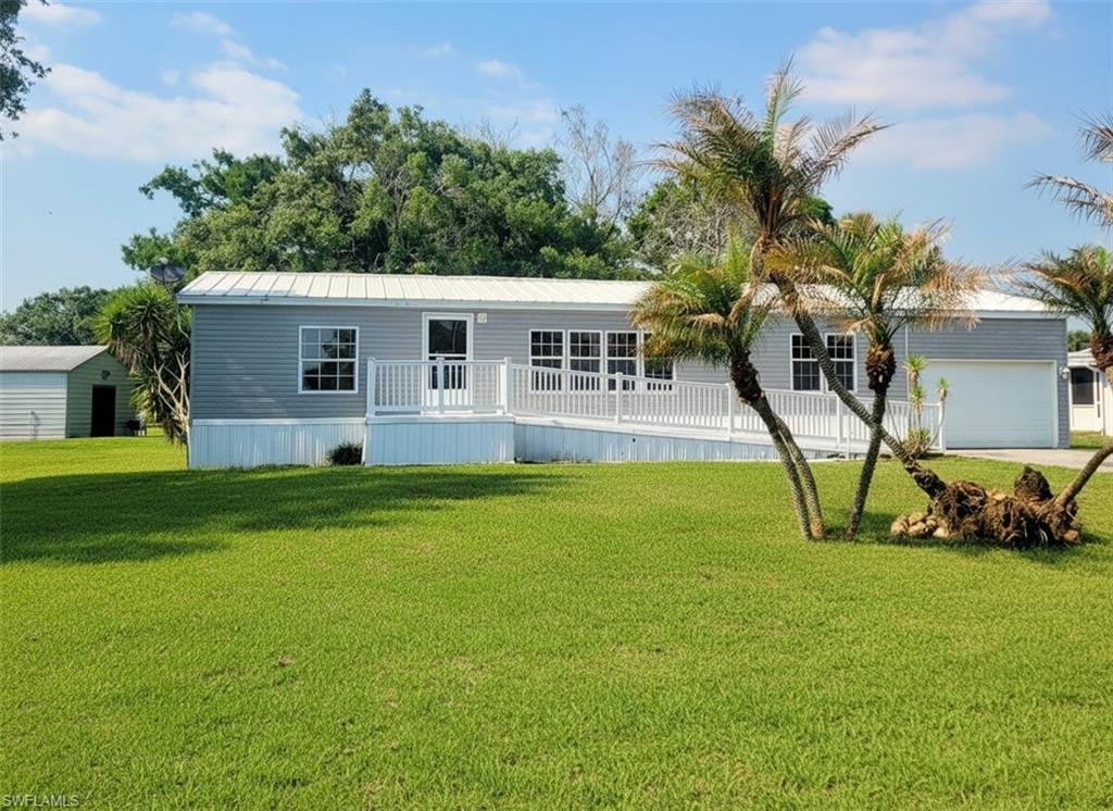 1047 Mayford Lake RD