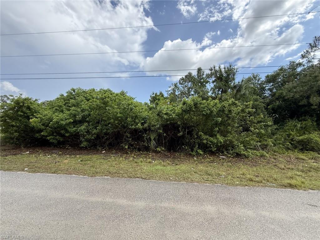 3305 23 ST W