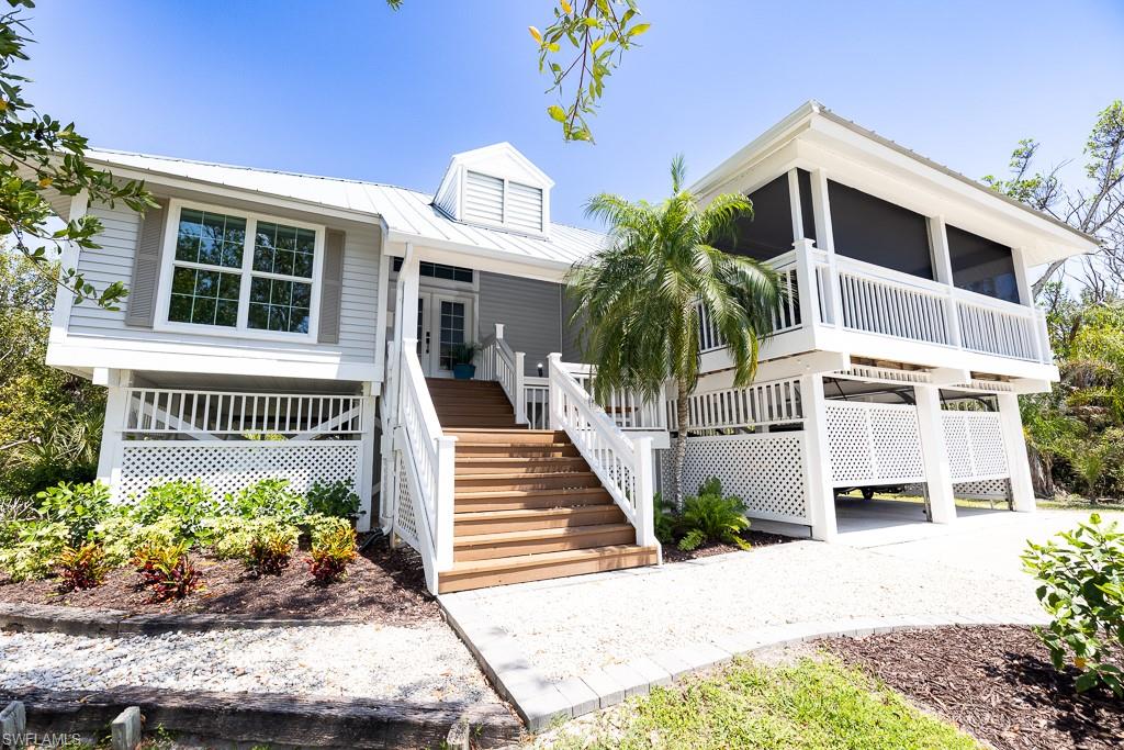 207 Daniel DR