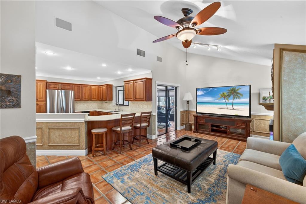 4516 Longboat LN