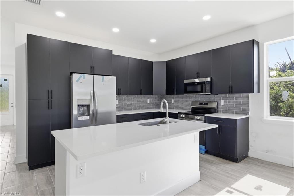 136 Lomas RD