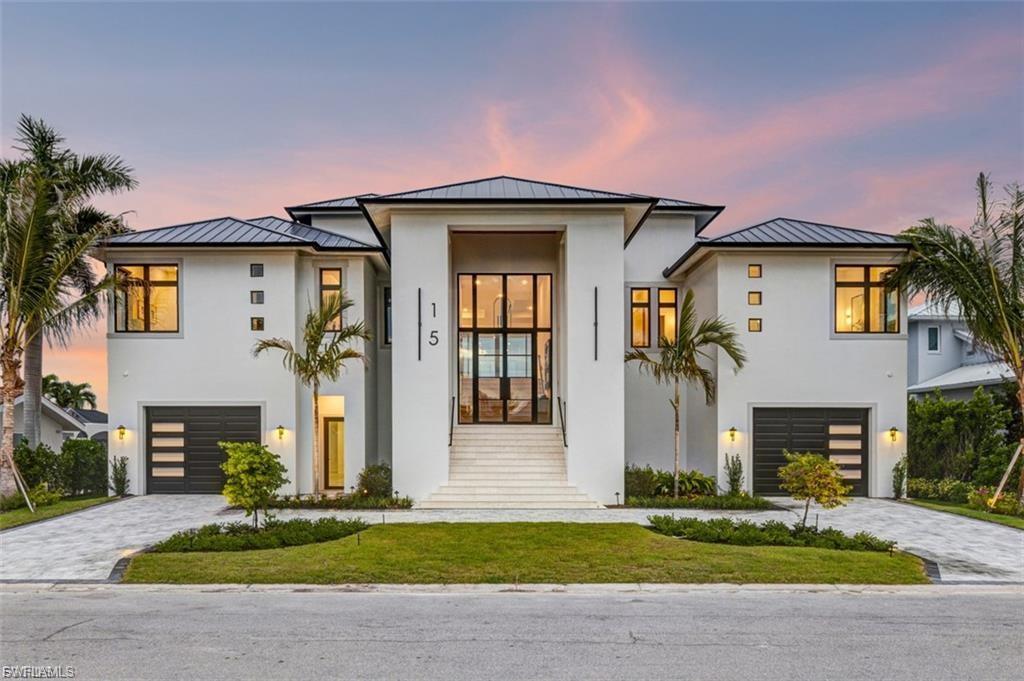 15 Bayview BLVD