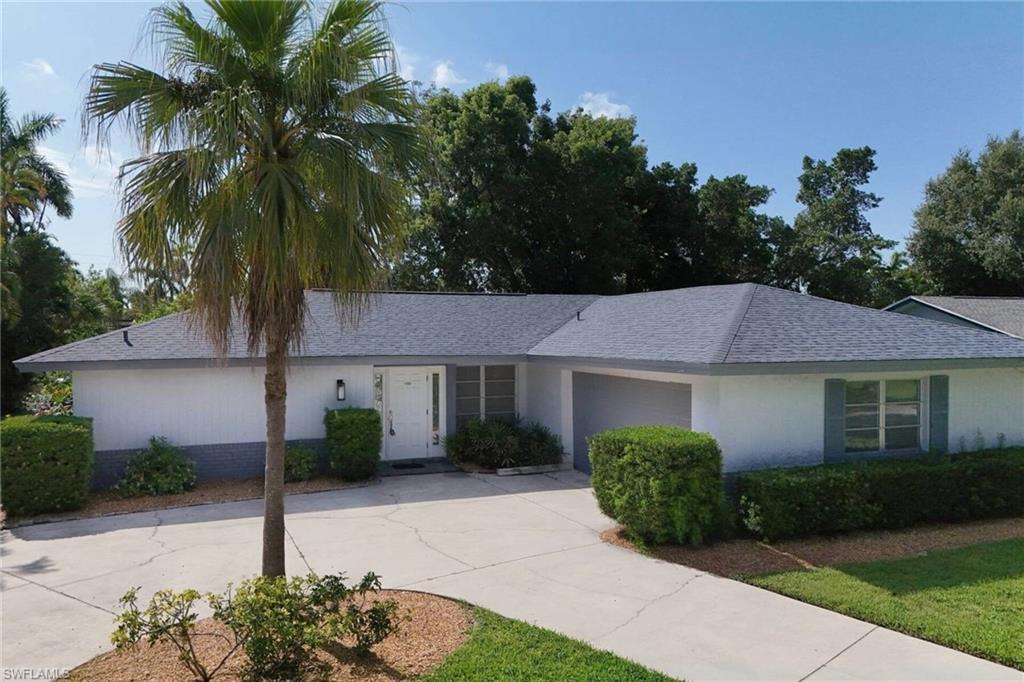 5661 Eichen CIR E