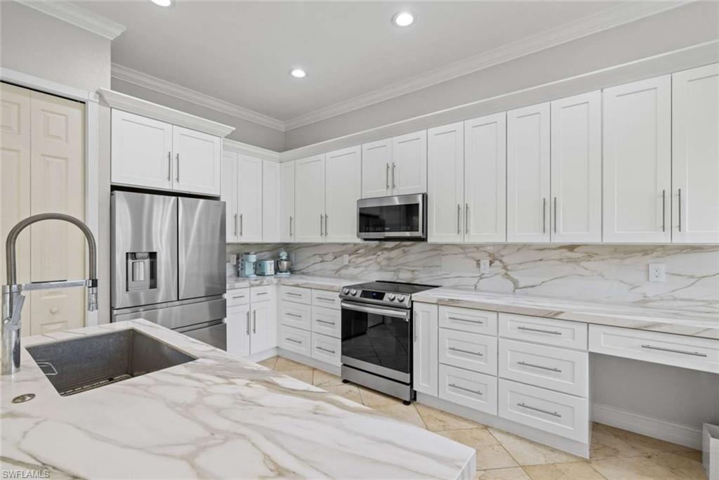 7080 Bergamo WAY 201
