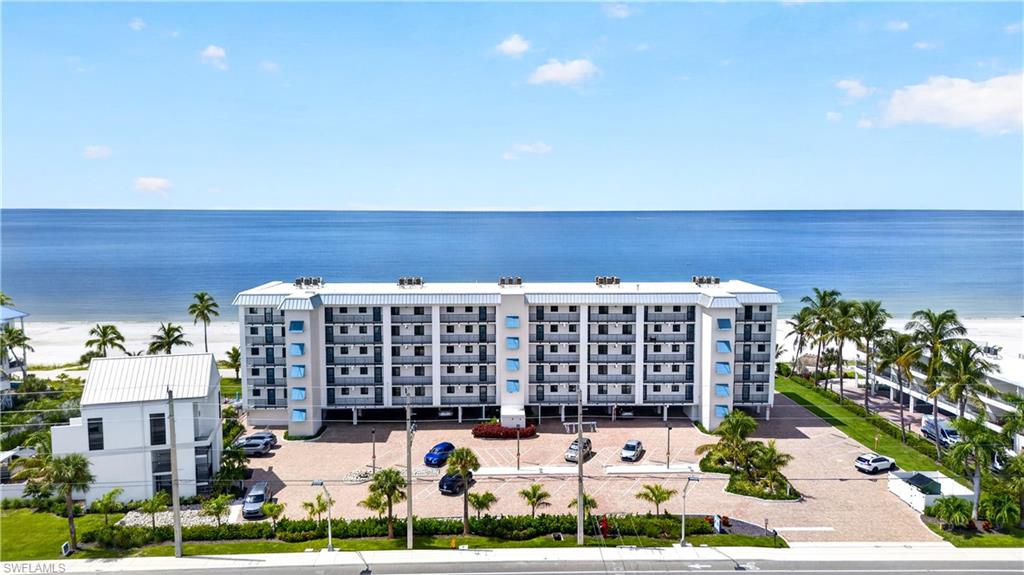 4770 Estero BLVD 310