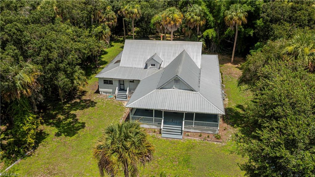 160 Curry ST