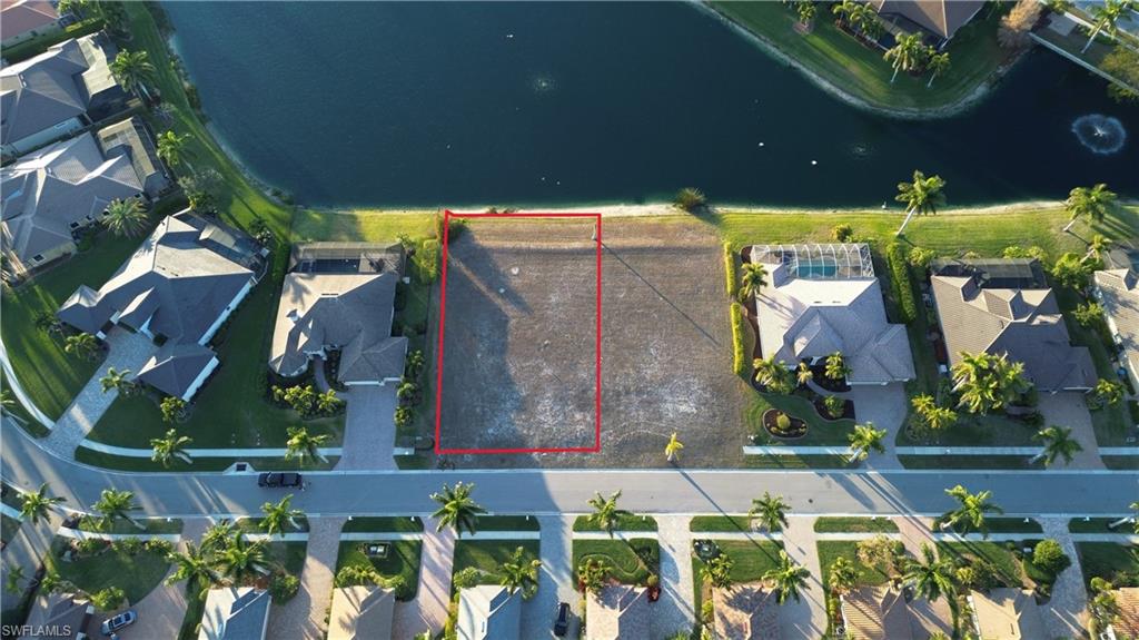 5808 Harbour CIR