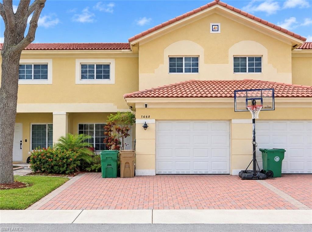 7668 S Stonecreek CIR