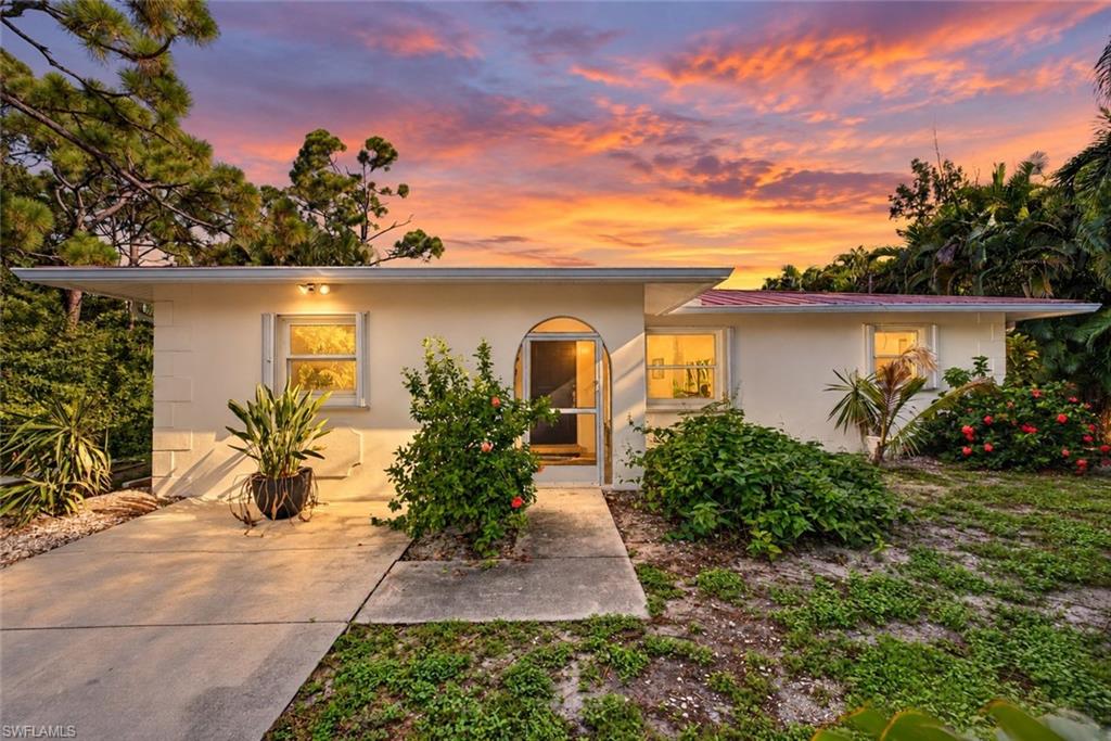 3628 Tropical Point DR