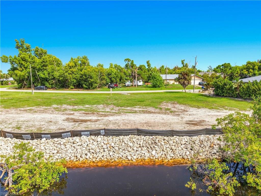 5643 Ann Arbor DR