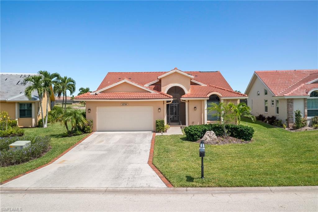 12710 Kelly Palm DR