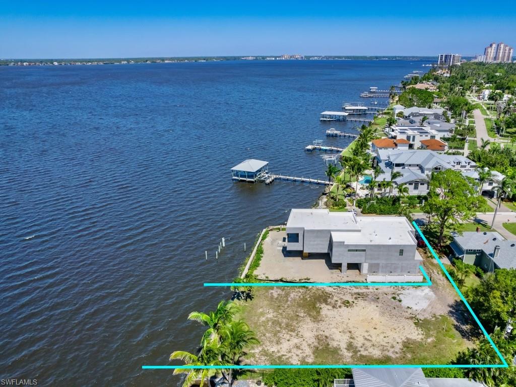 1204 Alhambra DR